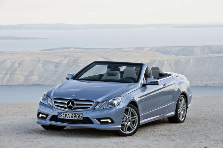  Mercedes-Benz E-Class Cabriolet 2011 года  (фото 2 из 108)